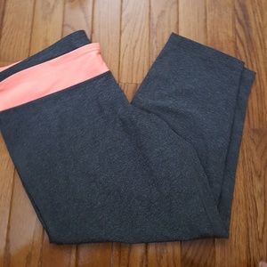 Champion Yoga Capri pants